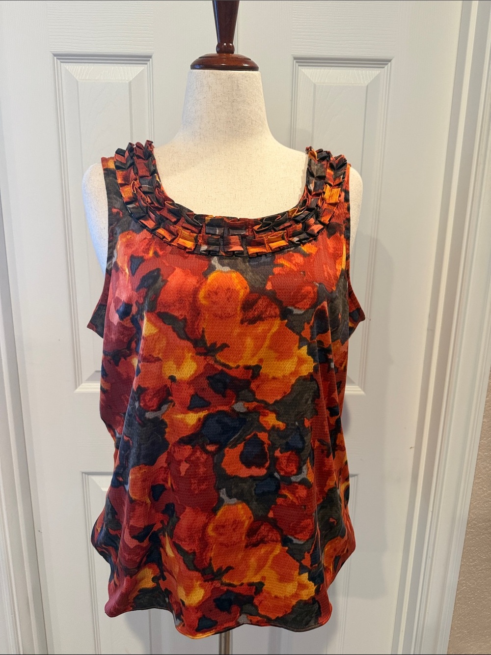 Anne Klein Multicolor Red Orange Floral Braided-Neck Tank